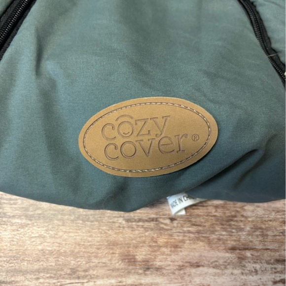 VGUC Cozy Cover Infant Carrier Cover for Winter - Picture 3 of 6